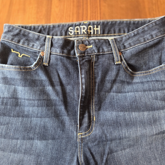 Kimes Ranch Sarah High-Rise Slim Bootcut Jeans | 6/30 | Dark Wash - Picture 5 of 12